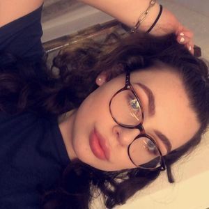 Meet your Posher, Ciara